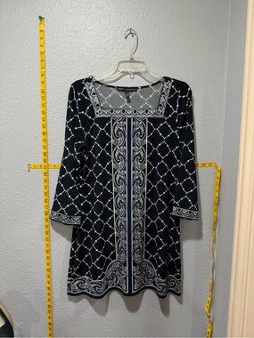 White House Black Market Blue Paisley Border Print Tunic Dress Size Large
